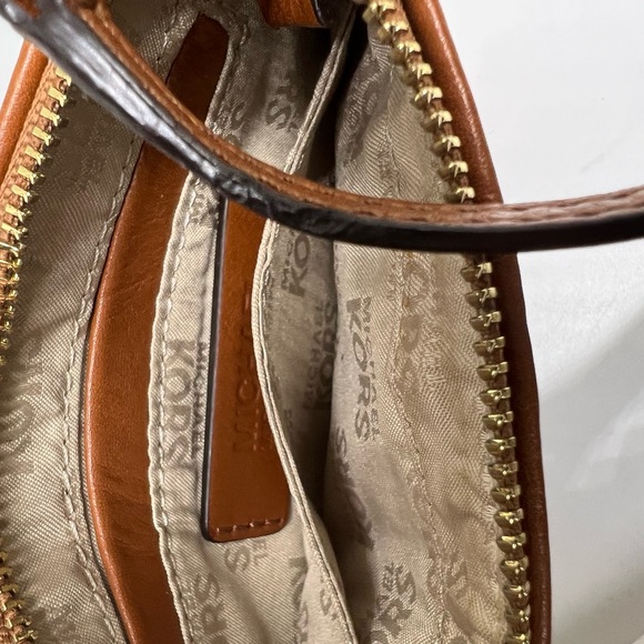 MICHAEL KORS Jet Set Signature Zip Wristlet Khaki Fabric Brown Leather Trim - Picture 7 of 7